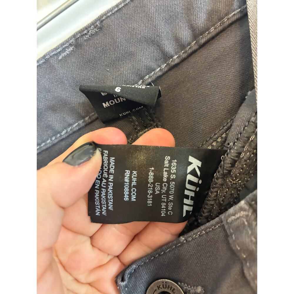 KÜHL Women's Grey Hiking Shorts Utility Outdoor Gorpcore Trail Adventure Size 6 - Picture 4 of 6
